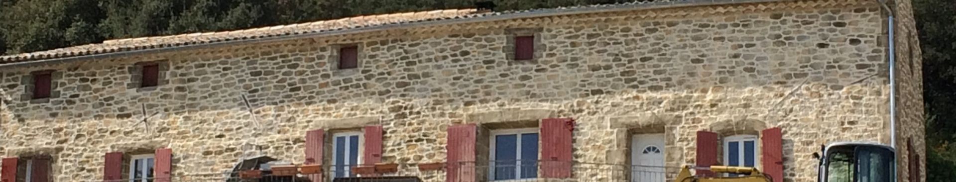Chantier à Saint Montant (07) en 2017 - Enduit imitation pierre - SL Production